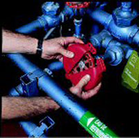 49-240 - Gate Valve Lockout, 5" - 6 1/2", red
